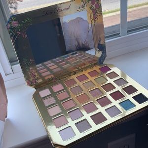 Too Faced Natural Lust Pallete